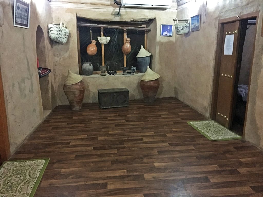 Misfah Old House - Misfat al Abriyeen Oman - Zimmer Bett - Traditionelles Lehmhaus Misfat al Abriyeen